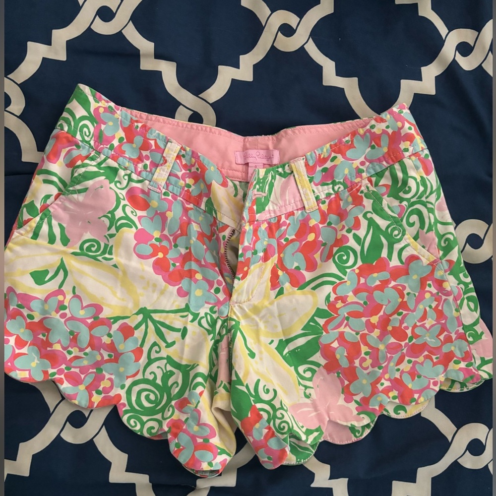 Lilly Pullitzer Scalloped Shorts